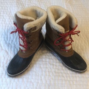 American Eagle winter boots